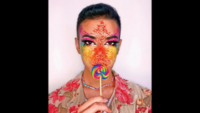 The face as a canvas