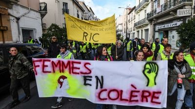 'Macron forced me to become more political': a tale of two Yellow Vests