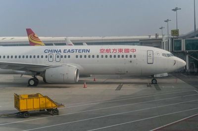 China Eastern resumes flying Boeing 737-800 jets after crash