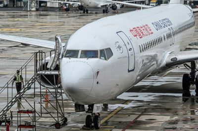 China Eastern resumes Boeing 737-800 flights after crash