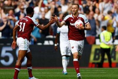 West Ham 1-1 Burnley: Tomas Soucek earns frustrated Hammers point against managerless Clarets