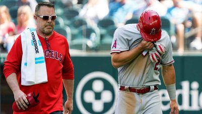 Mike Trout Leaves Game vs. Rangers After Being Hit By Pitch