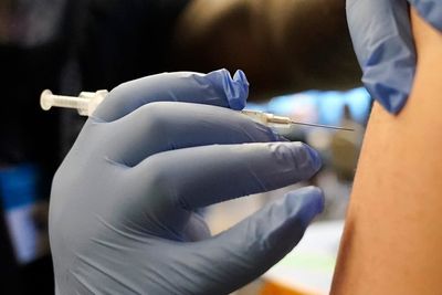 Americans over 60 should get a second Covid vaccine booster, says White House official