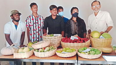 Mysuru: Students set up organic outlet to finance their education