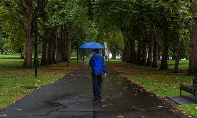 Rain puts end to sunny Easter weather in Victoria as cold front arrives