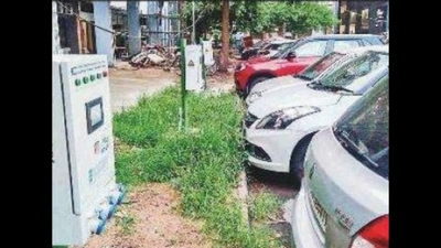 UT to select firm to install 100 electric vehicle charging stations in month