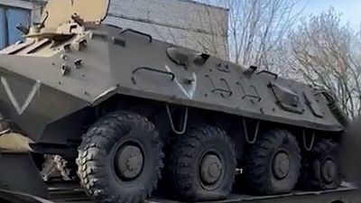 Armor Coming For You: Ukraine Squad Takes Over Abandoned Russian Troop Carrier