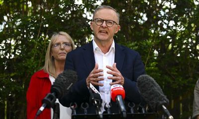 Anthony Albanese shifts campaign focus to perceived failings of Morrison government