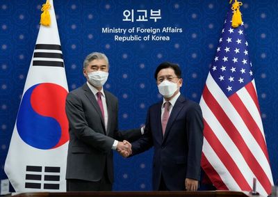 US, S Korea urge North's return to talks after missile tests