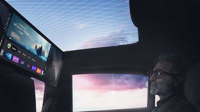 BMW i7 Teaser Shows Off Panoramic Rear-Seat 8K Theater Screen