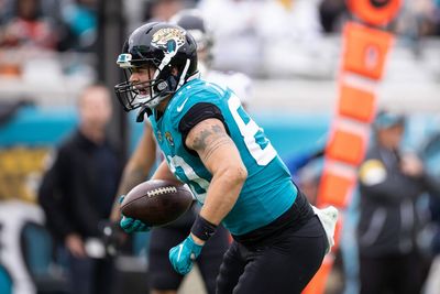 Bears sign TE James O’Shaughnessy to 1-year deal