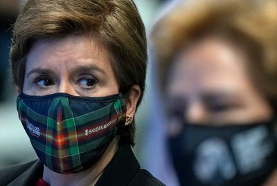 Police speak to Scottish leader Sturgeon over mask slip-up