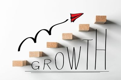 2 Turnaround Growth Stocks for Your Watchlist