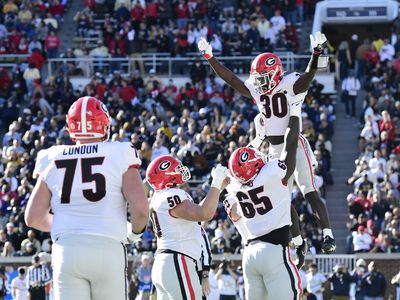 Georgia OT Amarius Mims removes name from transfer portal: Twitter reacts