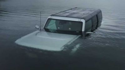 Ford Bronco Can't Roll With The Tide, Gets Swallowed By The Sea
