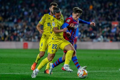 Barcelona suffer surprise home defeat against strugglers Cadiz