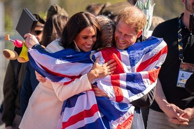 Queen gave Harry messages for Invictus athletes at meeting ahead of games