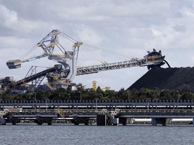 Students plan to block Newcastle coal port