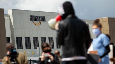 Amazon must reinstate warehouse worker fired after Staten Island protest, judge rules