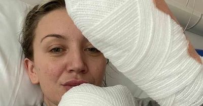 Amputee mum returns home after losing all her fingers in horrific sepsis ordeal