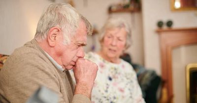 Lung cancer signs and symptoms as NHS urges patients to get checked