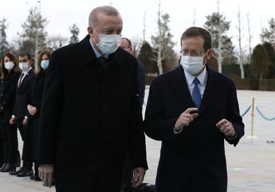 Turkey says Erdogan, Israel's Herzog to speak after Jerusalem clashes