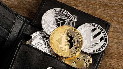 Europe Targets Self-Hosted Bitcoin Wallets—and Financial Privacy