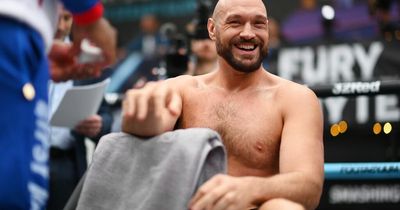 Tyson Fury explains southpaw stance after Wembley workout