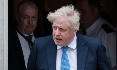 Boris Johnson apologises in Commons over Partygate fine