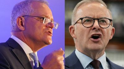 Federal election: Albanese and Morrison focus on industrial relations ahead of tonight's first leaders debate