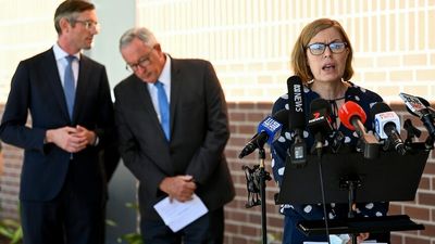 Close contacts of COVID-19 cases in NSW no longer required to isolate at home for seven days