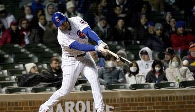 What switch hitter Ian Happ’s right-handed rhythm means for the Cubs