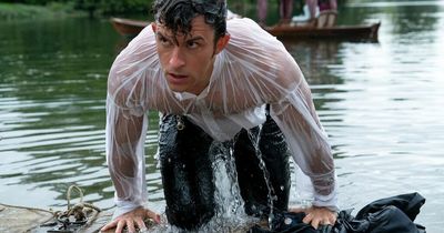 Netflix loses 200,000 subscribers and sees shares fall by a quarter