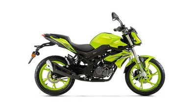 The Benelli BN125 Is A Sporty Beginner-Friendly Naked Bike