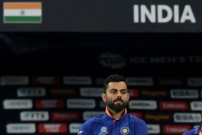 Overcooked Kohli risks 'fried brain' if not rested: Shastri