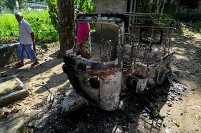 Sri Lankan town under curfew after police kill protester