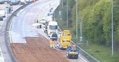 Is M25 still closed? Latest traffic news as oil spill accident blocks motorway for 24 hours