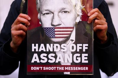 UK judge sends extradition case of Wikileaks' Assange to interior minister Patel