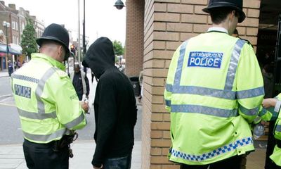 Police watchdog: ethnic minorities need protection from unfair stop and search