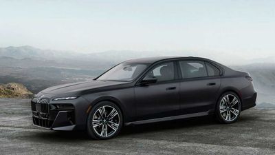 2023 BMW 7 Series And i7 EV Revealed: You Choose Big V8 Or Battery Power