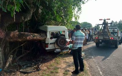 Six dead in road accident near Hunsur