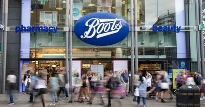 Boots launch huge No7 flash sale with dozens of products reduced to £10