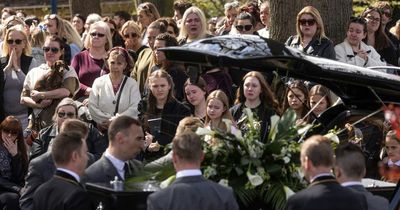 Hundreds line the streets to say final goodbyes to Tom Parker at his funeral