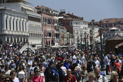Venice readies day-trip booking system to ease crowds