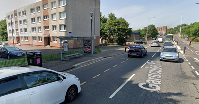 Glasgow man attacked by gang of four men at bus stop on Easter Sunday