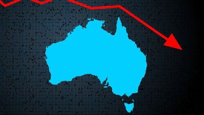 'Decent chance' of economic downturn in Australia, as experts predict US recession by 2024