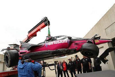 Crash for four-time Indy 500 winner Castroneves during test