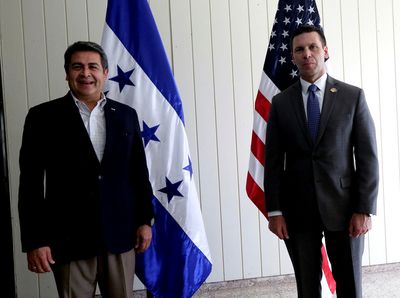 U.S. plane scheduled to extradite Honduran ex-President Hernandez on Thursday