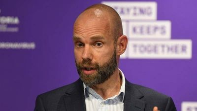 Victoria's COVID-19 response commander Jeroen Weimar is stepping down