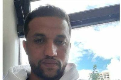 Police seek man after teen girl sexually assaulted on London bus